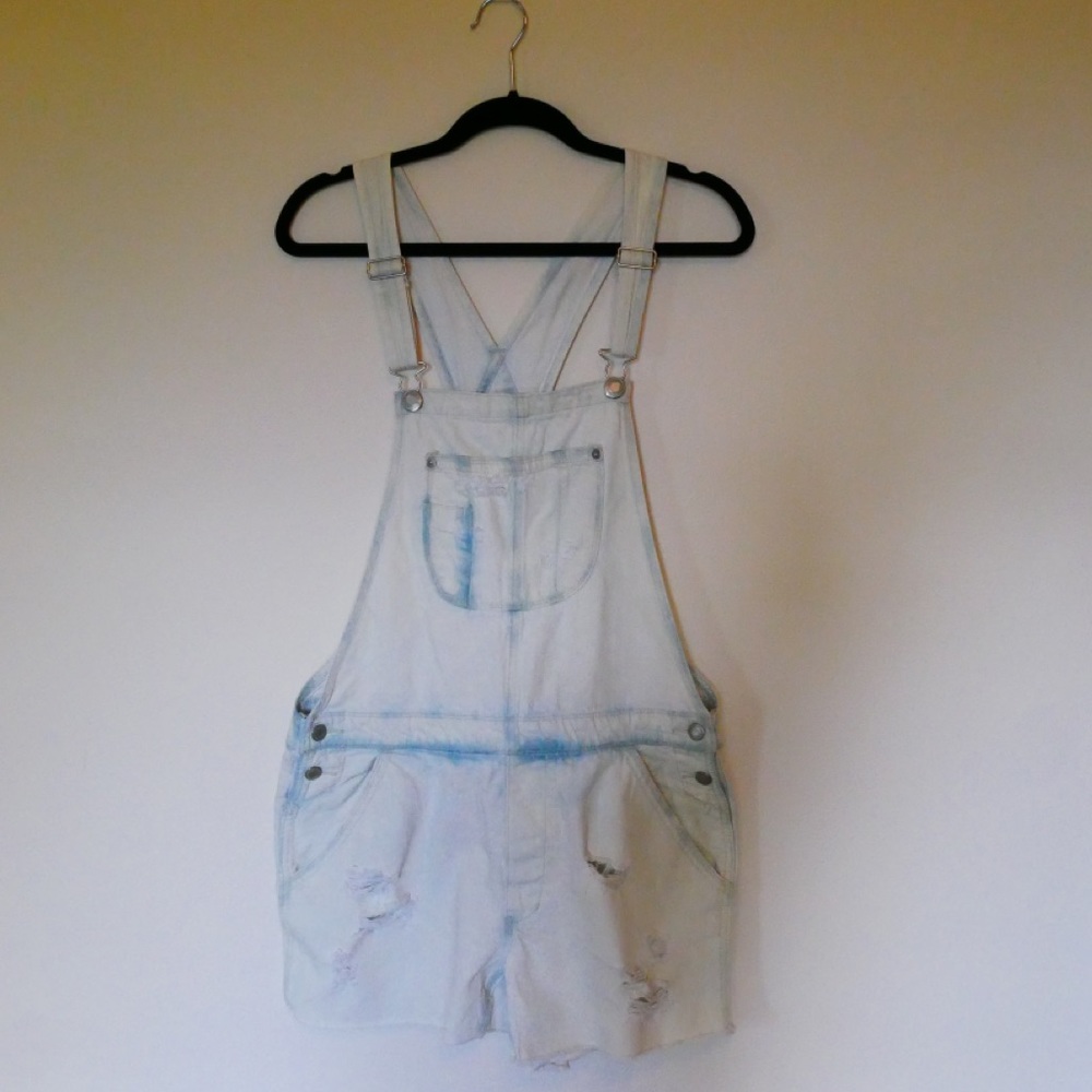 American Eagle Distressed Short Overalls